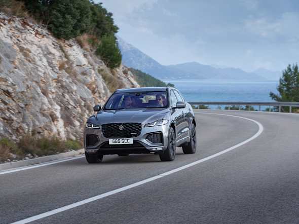 New Jaguar F Pace Uae Al Tayer Motors Jaguar
