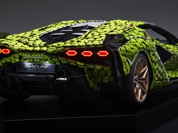 LEGO®: THE LAMBORGHINI SIÁN FKP 37 IN ITS NATURAL SIZE IS ARRIVING