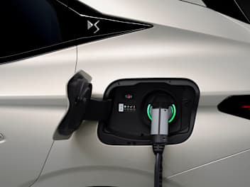 DS 4 E TENSE Plug In Hybrid Norwich Norfolk Motorvogue DS