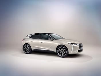 DS 4 E TENSE Plug in Hybrid Model specification trims and offers Motorvogue DS Store Norwich