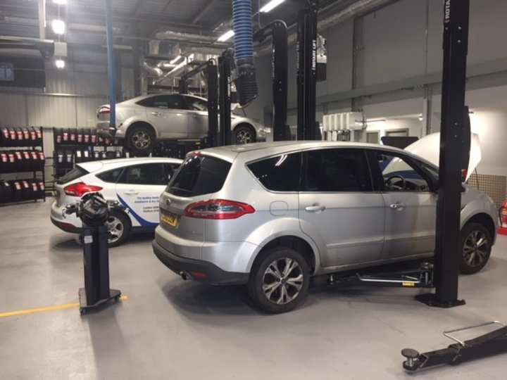 Contact Us In Watford Hartwell Ford