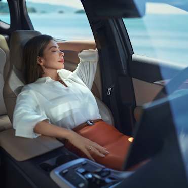 The world's first mass-produced 8-in-1 electric powertrain