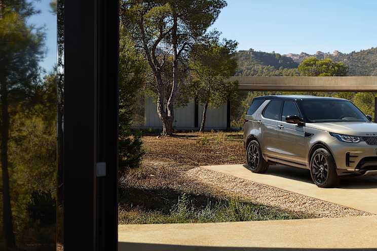 Land Rover Celebrates 30 Years Of All Terrain Adventure With Discovery Landmark Edition Williams Group