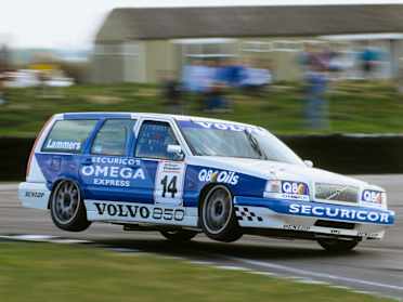 The Volvo 850: The Model That Aimed for the Stars