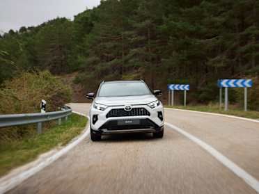 Rav4 self shop charging hybrid