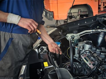 How often do you need to change your car s oil Prestige Cars Kent
