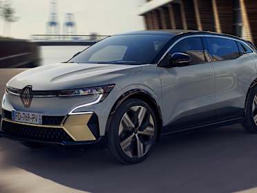 Cars2 Introducing 2023 Renault Megane E Tech Electric Cars2