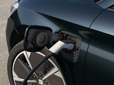 Seat self deals charging hybrid