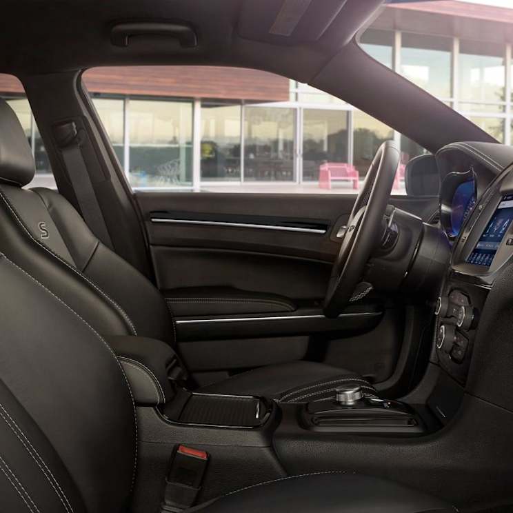 300c Srt8 Interior