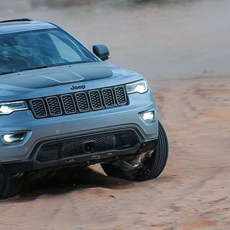 Buy The 2021 Suv Jeep Grand Cherokee Jeep Official Dealer