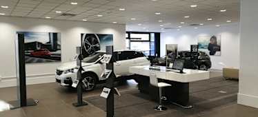 Hall Concession Peugeot Nice Acropolis