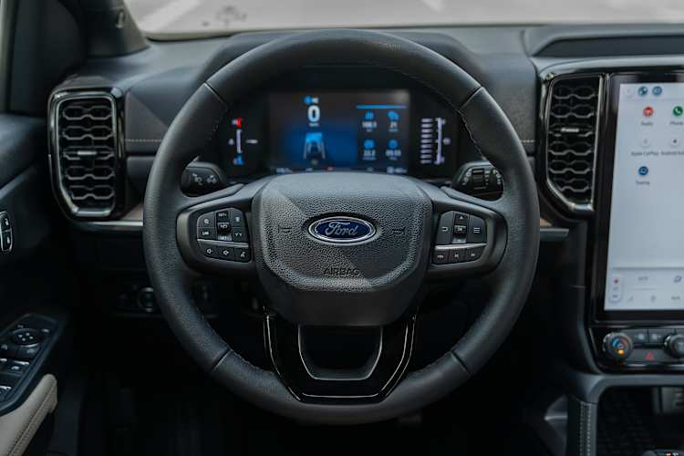 2026 Ford Everest steering wheel