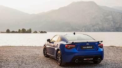 New Subaru Brz Coupe 2 0i Se Lux Nav 2dr Auto Offer From 363