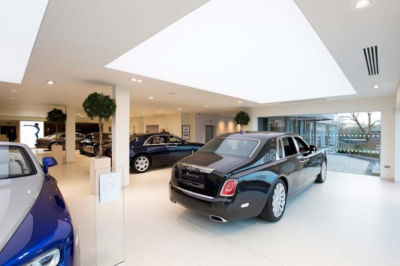 Mclaren And Rolls Royce Wilmslow Now Open