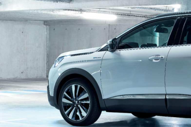 All New Peugeot 3008 Suv Allure Hybrid From 349 A Month For