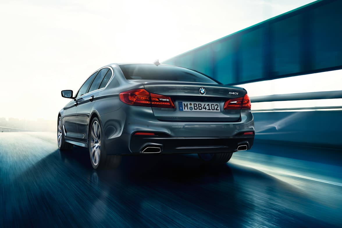 BMW 5 Series: Selecting the sorting order of the names BMW 5 Series: Selecting the sorting order of the names