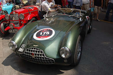 Tecnomodel 1:18 - Coche De Carreras A Escala - Aston Martin DB3S Spider 611 5th Mille Miglia 1953 Parnelli Klementaski Tm18 203c Tecnomodel 1:18 - Coche De Carreras A Escala - Aston Martin DB3S Spider 611 5th Mille Miglia 1953 Parnelli Klementaski Tm18 203c