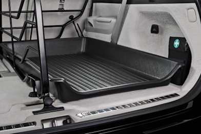 Volvo pet accessories 2025