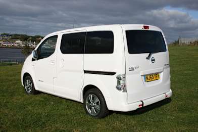 Nissan nv200 sale taxi wheelchair price