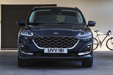 Ford kuga self store charging hybrid