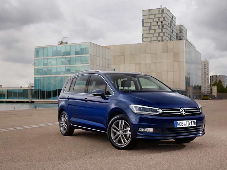 New Volkswagen Touran Crewe Wrexham Swansway