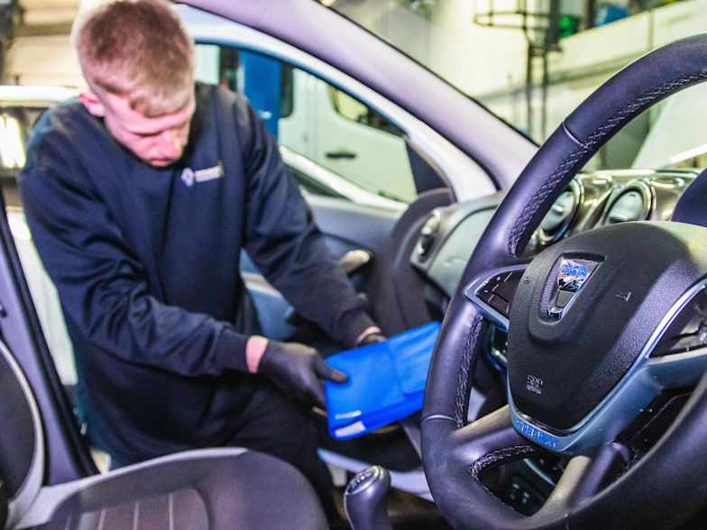 Download Free Essential Service Hampshire Martins Dacia PSD Mockup Template