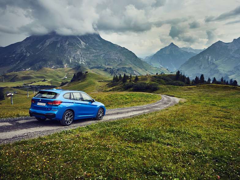 Bmw To Offer A Plug In Hybrid Variant Of The X1 Suv