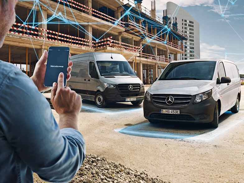 Mercedes Benz Atvinnubilar Island