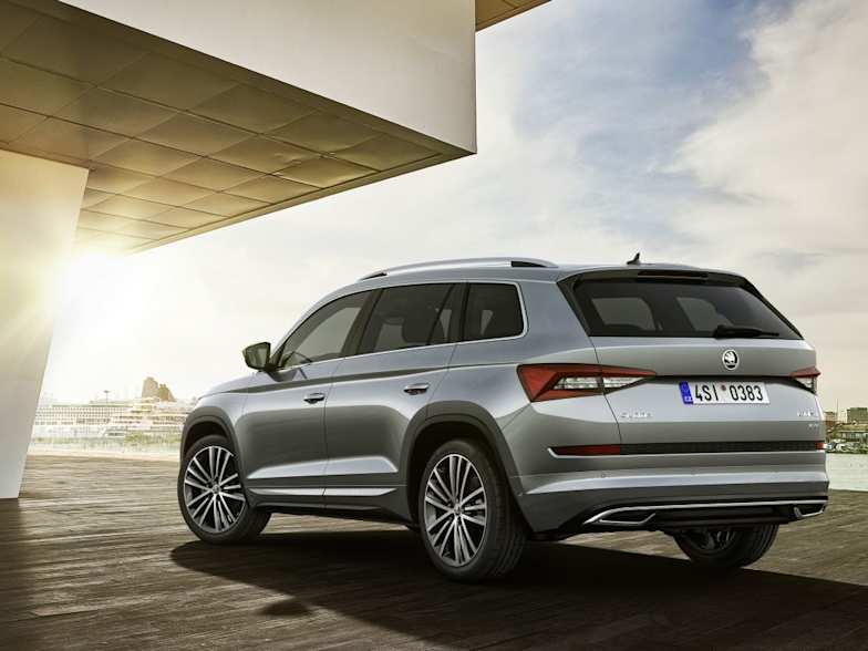 Skoda Kodiaq Named Car Of The Year At 2018 Honest John Awards Norton Way Group