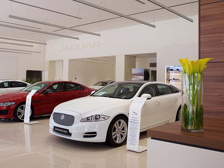 الطاير للسيارات تفتتح أضخم مجمع متعدد الخدمات في دولة الإمارات الطاير