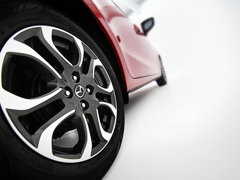 Bật mí kinh nghiệm mua phụ tùng Mazda chính hãng 3