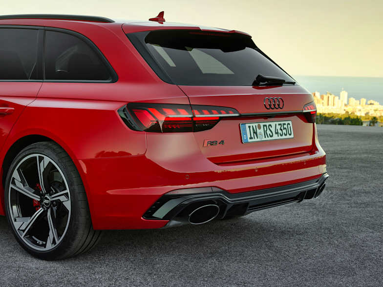 Audi Rs 4 Avant Receives A Powerful New Update Sytner Group Limited