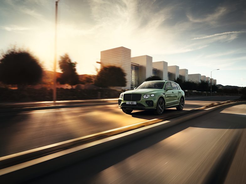 ساماكو السيارات بنتلي جدة الرياض والخبر New Bentayga