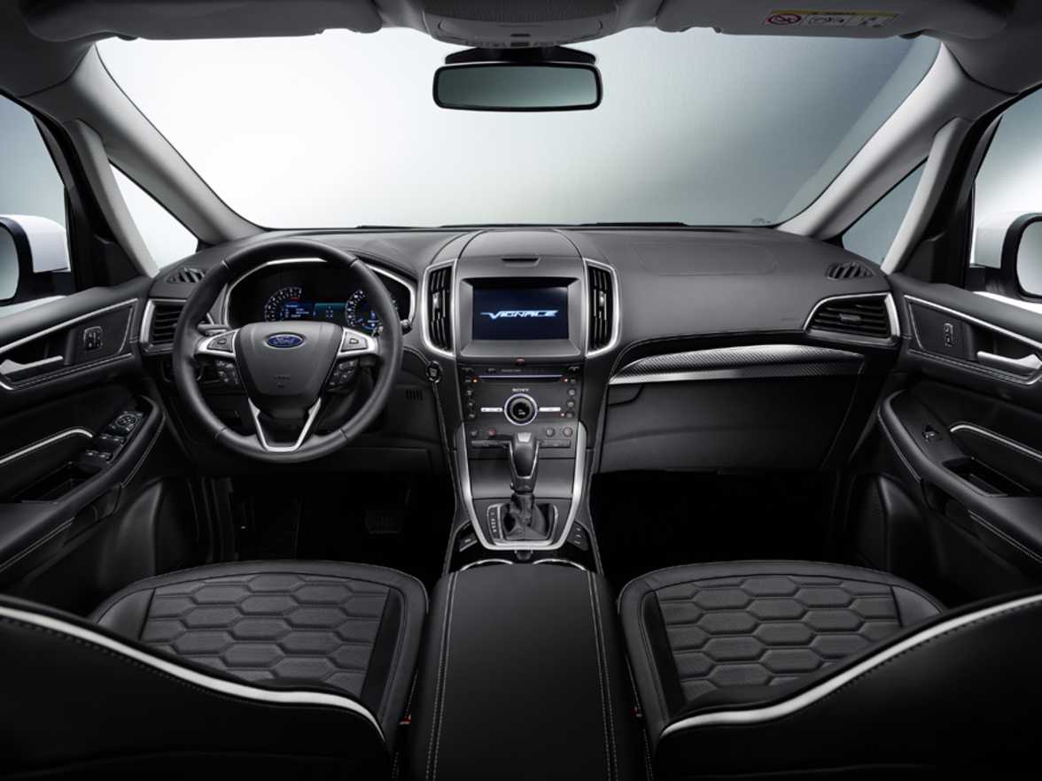 Ford S-MAX Vignale | South of England & Midlands | Allen Ford Ford S-MAX Vignale | South of England & Midlands | Allen Ford