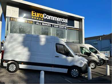 Trade clearance van centre