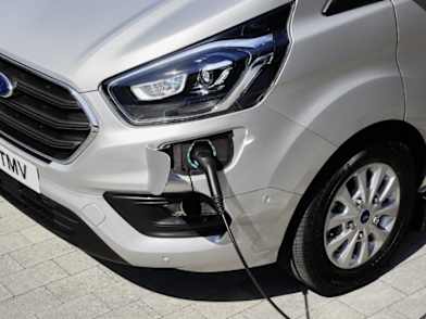 New Transit Custom PHEV Coming 2019 Furrows Transit Centre