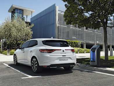 Renault megane plug shop in hybrid price