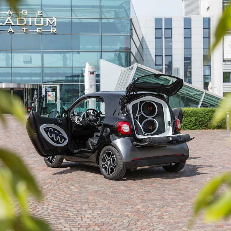 smart car sound system