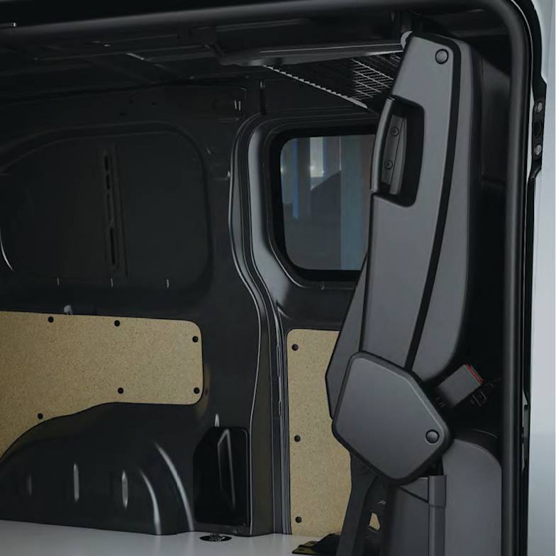 new vivaro crew cab