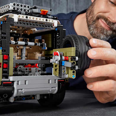 Lego technic land rover discovery on sale