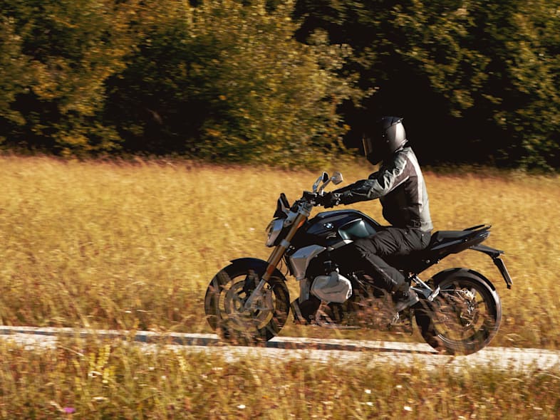 New Bmw R 1250 R Exclusive Offers John Clark Bmw Motorrad