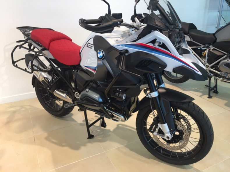 Aberdeen Welcomes Bmw Motorrad John Clark Bmw