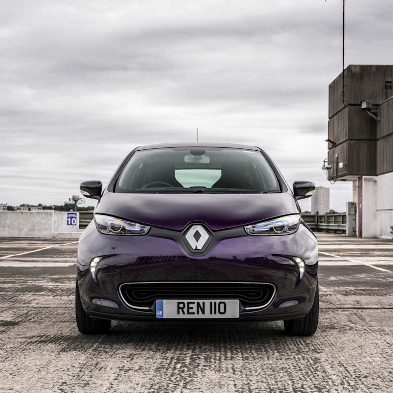 renault zoe wins green car of the year at firstcar awards smiths renault