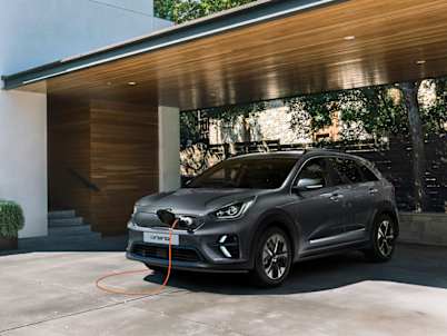 KIA e NIRO WINS ECO AWARD AT CARWOW CAR OF THE YEAR AWARDS 2019