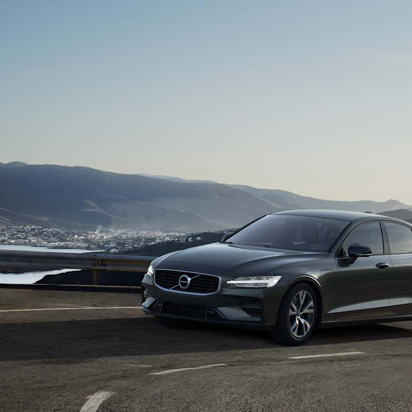 Volvo s90 plug in hybrid range hot sale