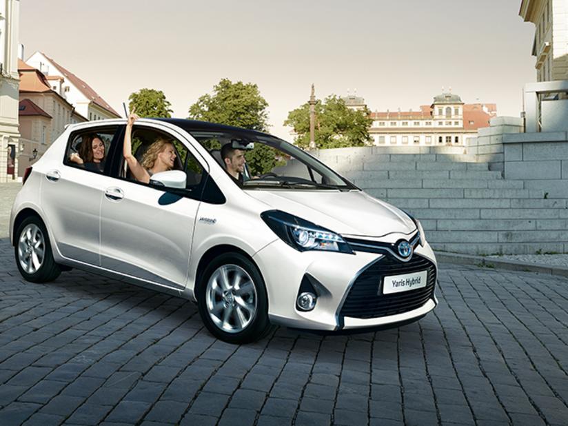 Toyota Hybrids Devon Hampshire Snows Toyota Toyota Hybrids Devon Hampshire Snows Toyota