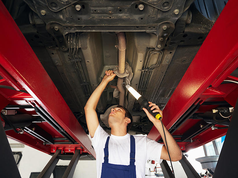 Servicing Jeep Offers Fg Barnes Bishops Jeep Guildford In Surrey