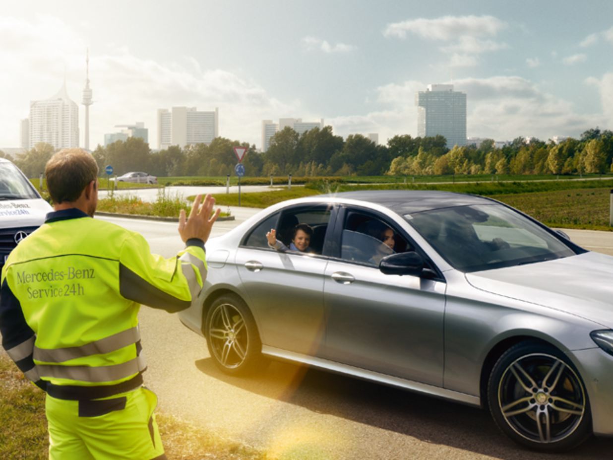 Mercedes-Benz E-Class: Roadside Assistance Mercedes-Benz E-Class: Roadside Assistance