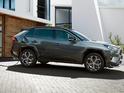 Hybrid rav4 shop plug in