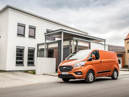 Ford Custom Transit Edinburgh Falkirk Livingston and Liverpool